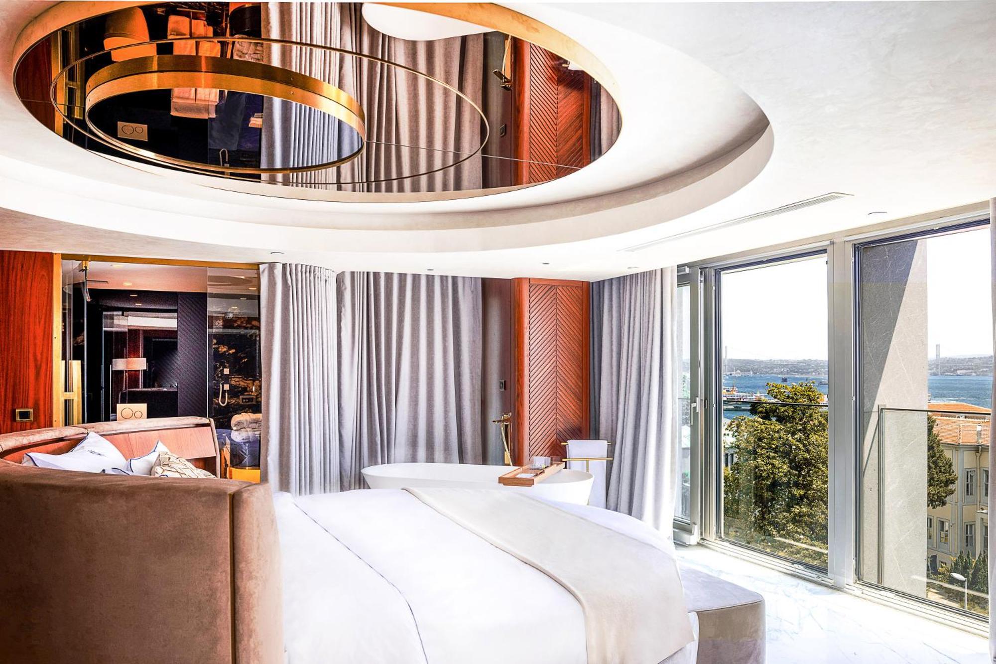 Otel The Maestro *